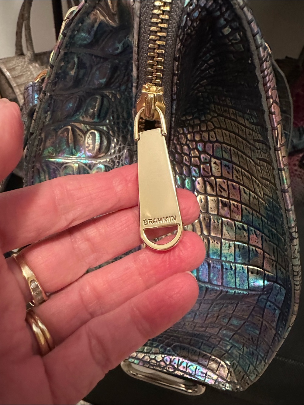 RARE Brahmin Mother of Pearl Holographic, Iridescent Large Caroline - Picture 7 of 16